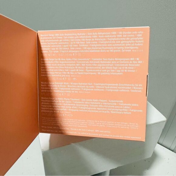 Clinique Have to Have Hydration Gift Set - Picture 3 of 4